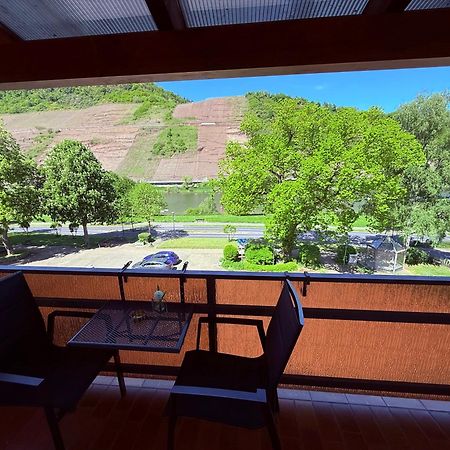 Weinhaus Hirschen Bruttig Hotel Ngoại thất bức ảnh