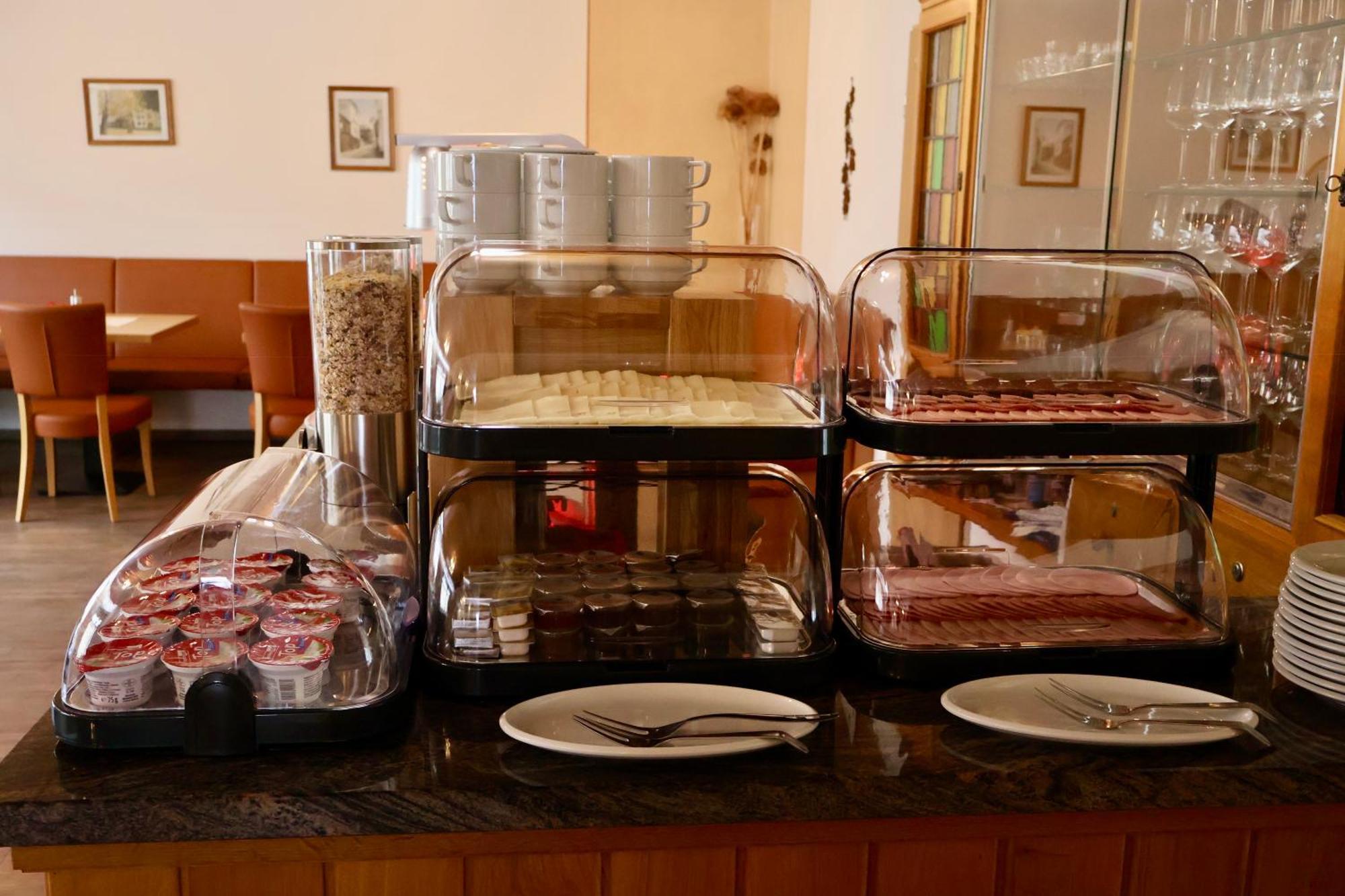 Weinhaus Hirschen Bruttig Hotel Ngoại thất bức ảnh