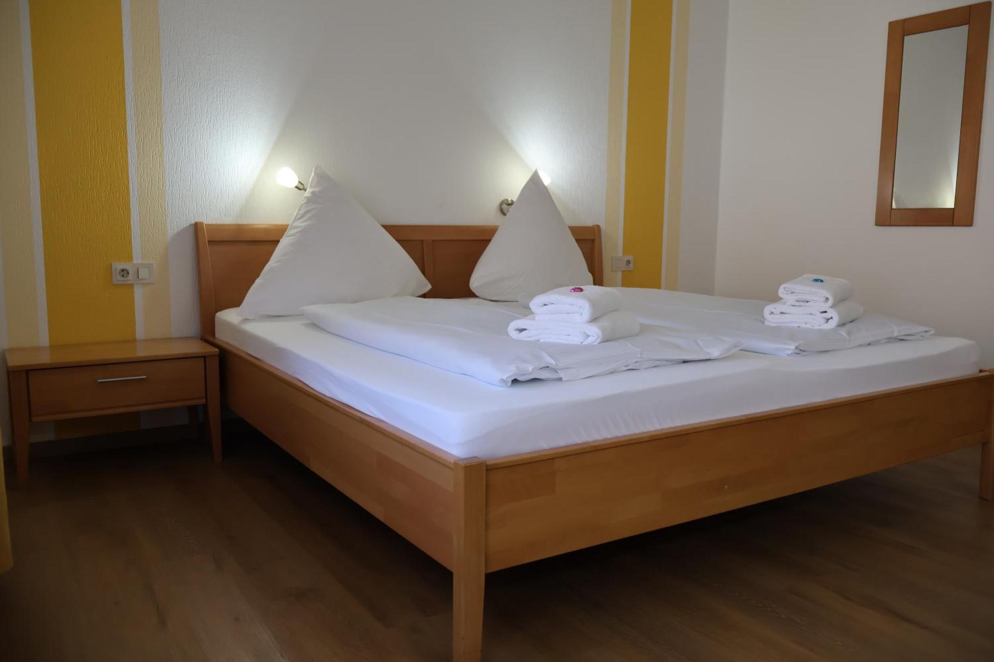 Weinhaus Hirschen Bruttig Hotel Ngoại thất bức ảnh